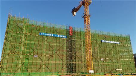 【奮力沖刺·勇創(chuàng)佳績】廣西機電技師學(xué)院遷建項目1-1#實訓(xùn)樓順利封頂