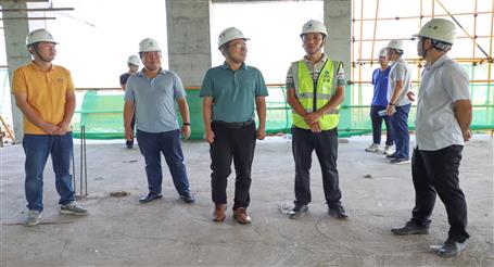 【“兩個年”雙提升】廖立波到冶建桂華分公司明德中學項目調(diào)研指導工作
