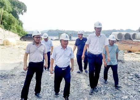 唐峰、何勇到桂東分公司項(xiàng)目開(kāi)展2023年第二季度安全生產(chǎn)質(zhì)量綜合大檢查暨“圍墻內(nèi)圍墻外”和“以包代管”專項(xiàng)檢查