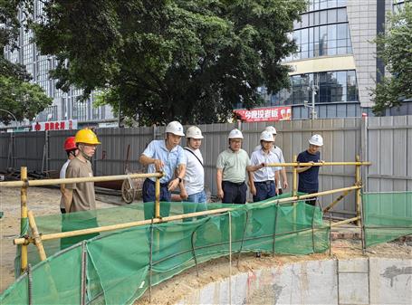 韋克雪到基礎(chǔ)分公司項(xiàng)目開(kāi)展第三季度安全生產(chǎn)質(zhì)量綜合大檢查暨“中秋節(jié)”“國(guó)慶節(jié)”前安全生產(chǎn)專(zhuān)項(xiàng)檢查